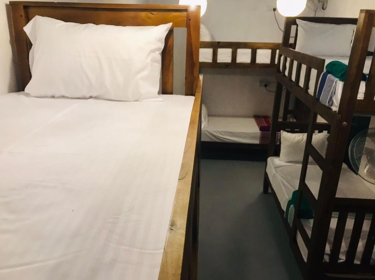 Tharurashmi Sea Pond Villa & Surf Hostel - Hiriketiya Dikwella Eksteriør billede
